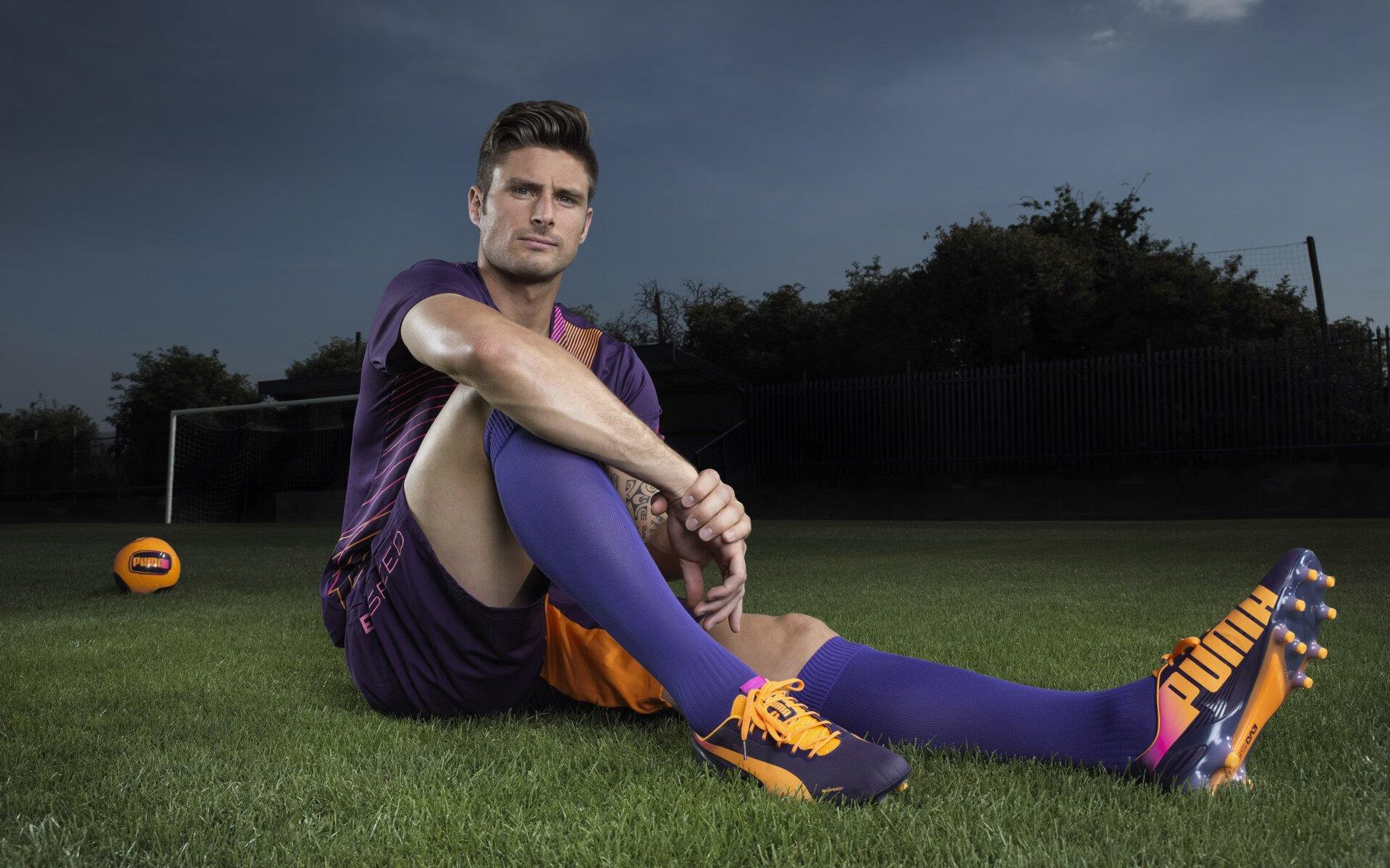 英超豪门官宣重磅签约 巴西国脚天价转会创纪录