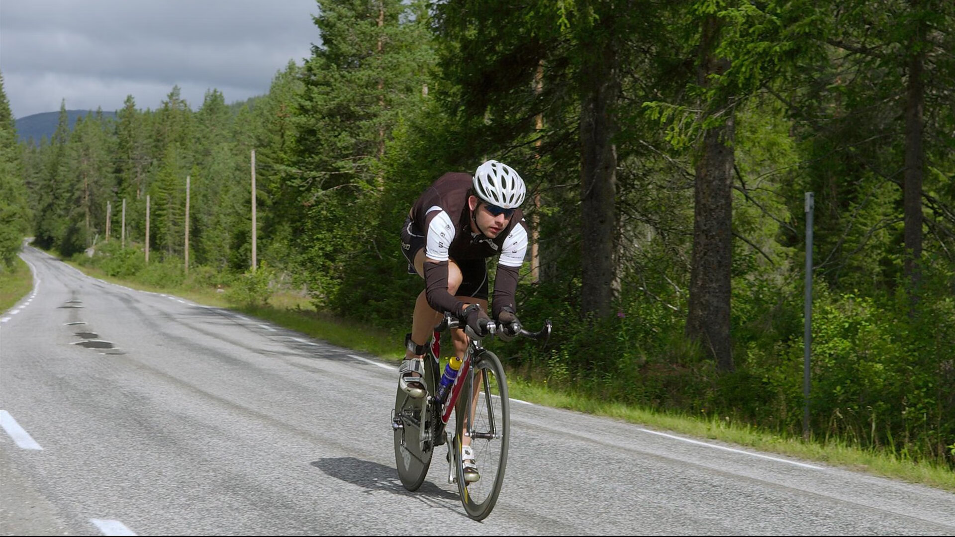 国际田联强化兴奋剂检测机制,多名运动员因违规遭禁赛
