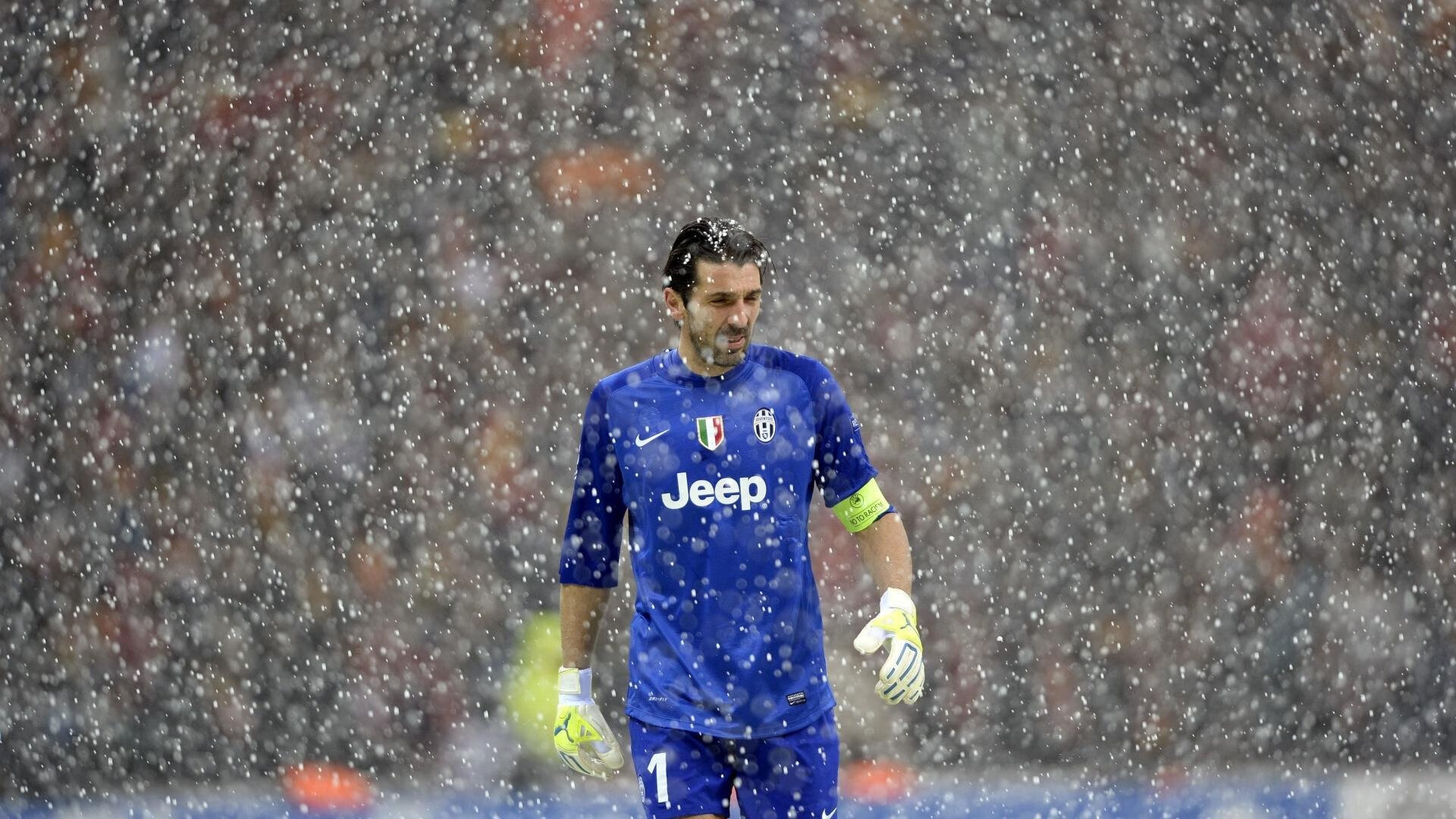 电竞世界杯震撼开赛 全球顶尖战队争夺荣耀巅峰